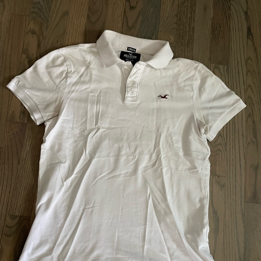 Hollister Men's Classic White Polo Shirt